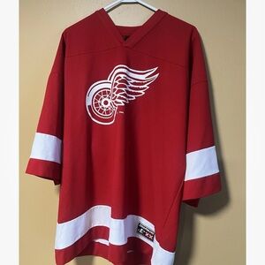 Logo Athletic Yzerman Red Wings Jersey Large